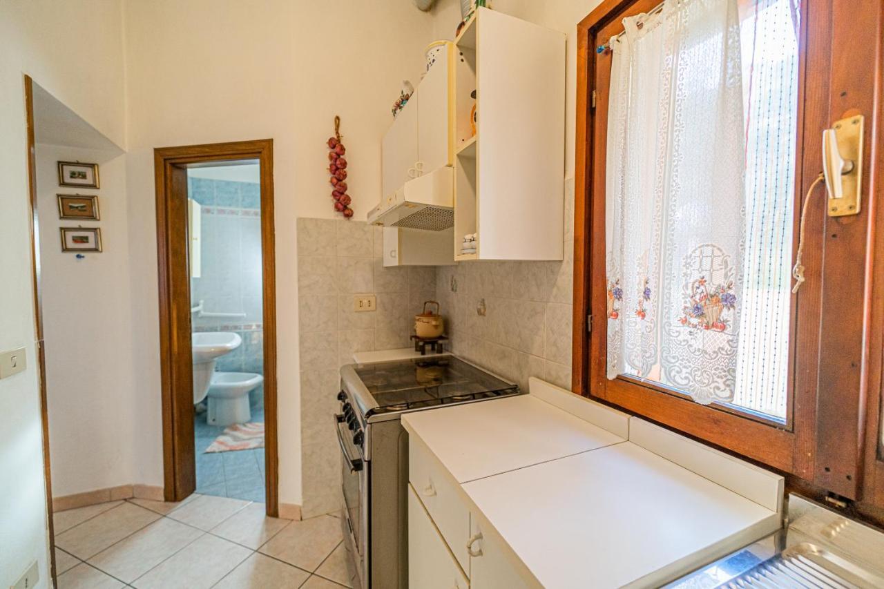 Bilocale Lo Scoglio - Goelba Apartman Portoferraio Kültér fotó